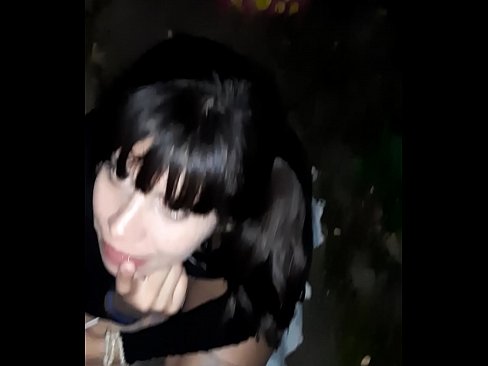 ❤️ ברחוב איבר מין נפוח בתמורה לממתקים ️❌ פורנו אצלנו ❌