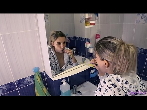 ❤️ פריצה עם צעירים בפיג'מה מסתיימים אוראלי בהצטיינות בתחת - לי שחור ️❌ פורנו אצלנו ❌